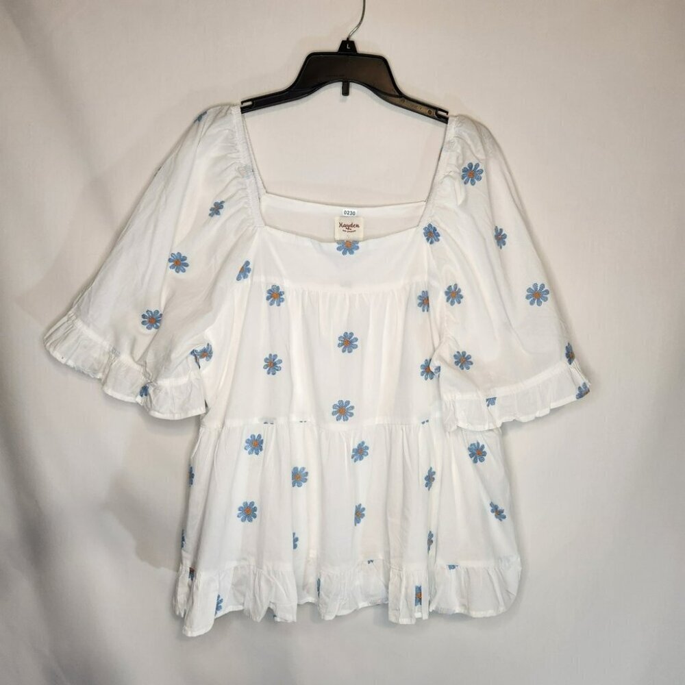 Hayden Los Angeles Chic White Tunic Blue Floral Embroidered Pattern Tiered 230